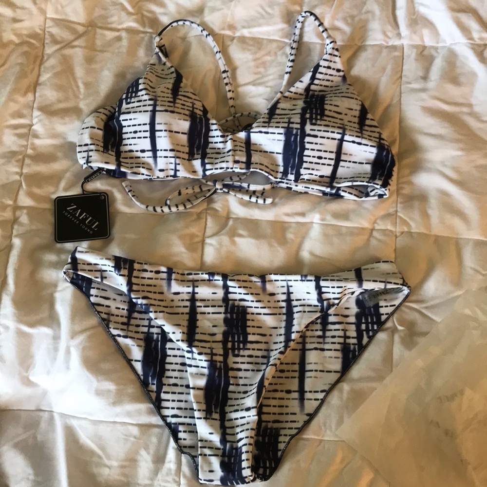 Bathing suit